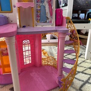 Pink and Gold Dollhouse Playset